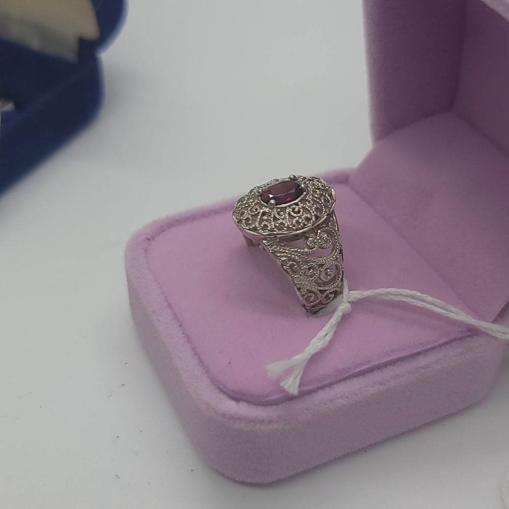 Antique Style Filigree Red Ruby Ring - image 3